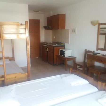 Stavros Hotel Kalamata Esterno foto