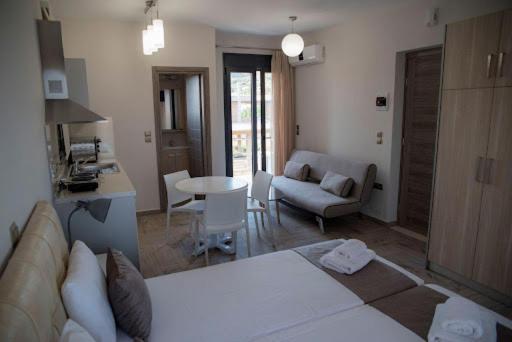 Stavros Hotel Kalamata Esterno foto